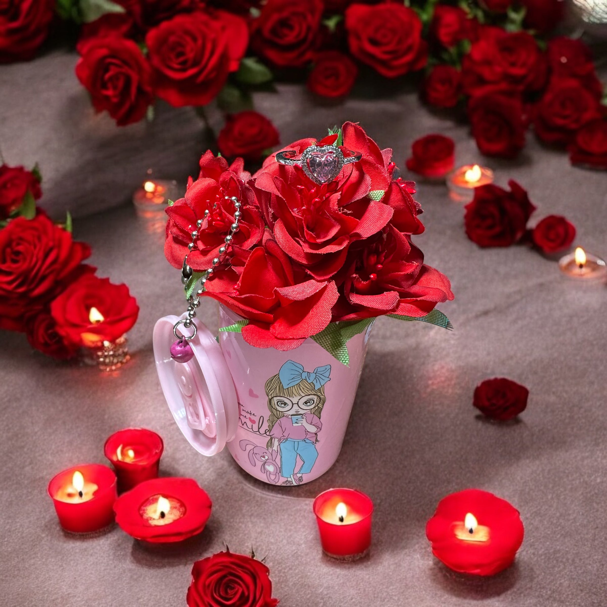 Überraschungsgeschenkbox mit Blumen und verstecktem Ring