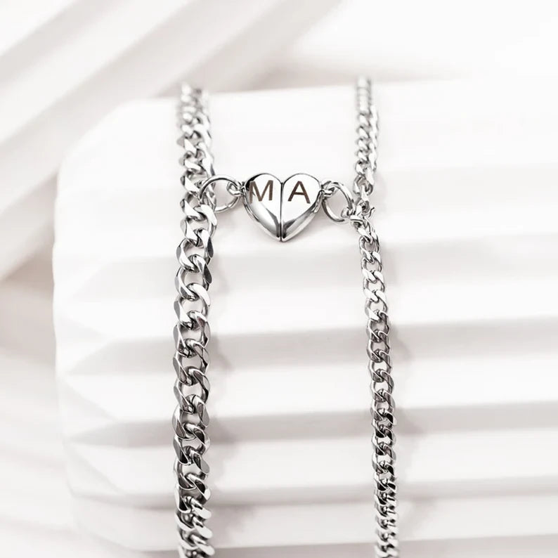 Pärchenarmband mit magnetischer Herzkette (2 Stück)